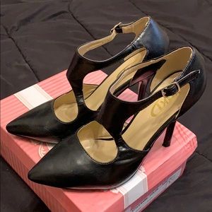 Yoki leather heels